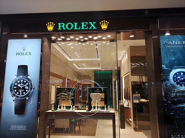 划痕不再忧：劳力士手表表盘损伤修复指南（图）